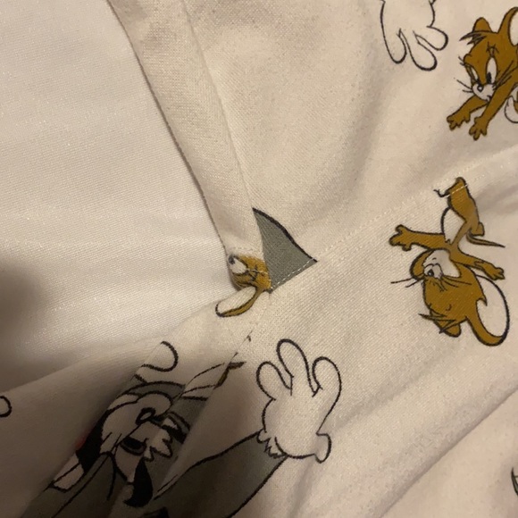 Tom & Jerry Crop Top Sweater - Picture 5 of 10